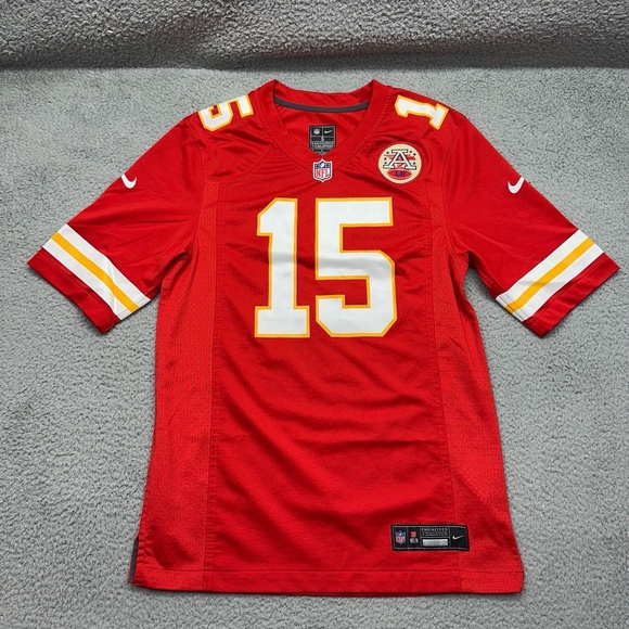 Nike 67NM-KCGH Small #15 Patrick Mahomes Kansas City Chiefs NFL Football Jersey - Picture 1 of 15
